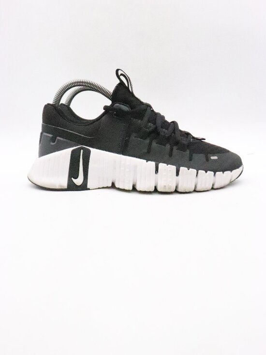 Nike Shoes - Nike Free Metcon 5 Women's Size 7 Anthracite Black Training Sneakers DV3950 001